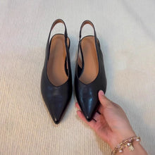 Load image into Gallery viewer, Womens Solid-Color Retro All-Match Pointed-Toe Sandals