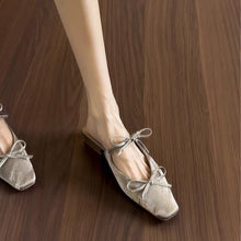 Load image into Gallery viewer, 2026 New Women's Bowknot Closed Toe Mule Slippers Elegant Chunky Heel One-Step Slip On Sandals