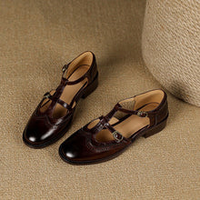 Load image into Gallery viewer, Retro Brogue Womens Shoes In British Style