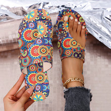 Load image into Gallery viewer, Womens Floral Flip-flops With A Flat Sole