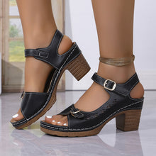 Load image into Gallery viewer, Womens Casual Retro Plus-Size Thick-Soled Sandals