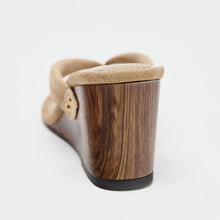 Load image into Gallery viewer, Versatile Stylish  And Lightweight Outdoor Sandals